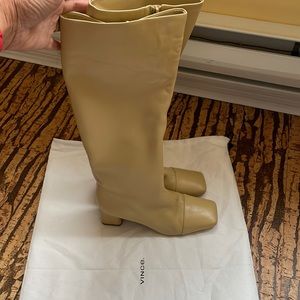 NWOT Vince Kellen knee high boots. Side zipper TTS
